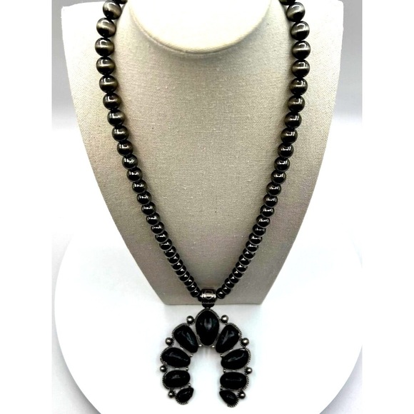 Vintage-Style Black Stone & Silver Tone Bead Necklace Antique Finish - Picture 2 of 6